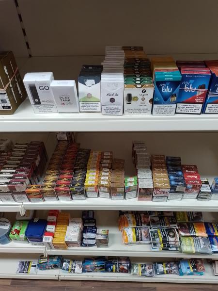 Tabakwaren jeglicher Art, Zigaretten, Zigarren, E-Zigaretten und Tabak